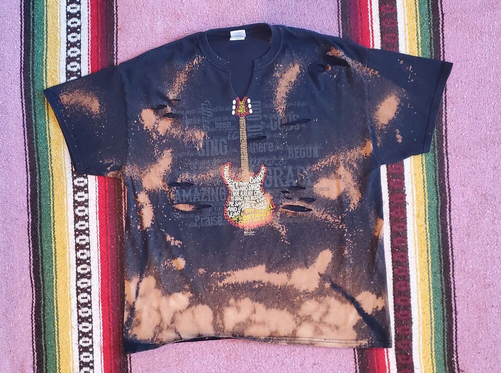 Amazing Grace 2014 Kerusso Music Bleached Thrashed Shirt XL